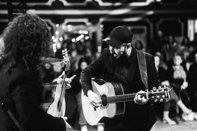 DJ mariage Angers & musiciens live : animation haut de gamme, sur mesure, pour un événement à votre image.